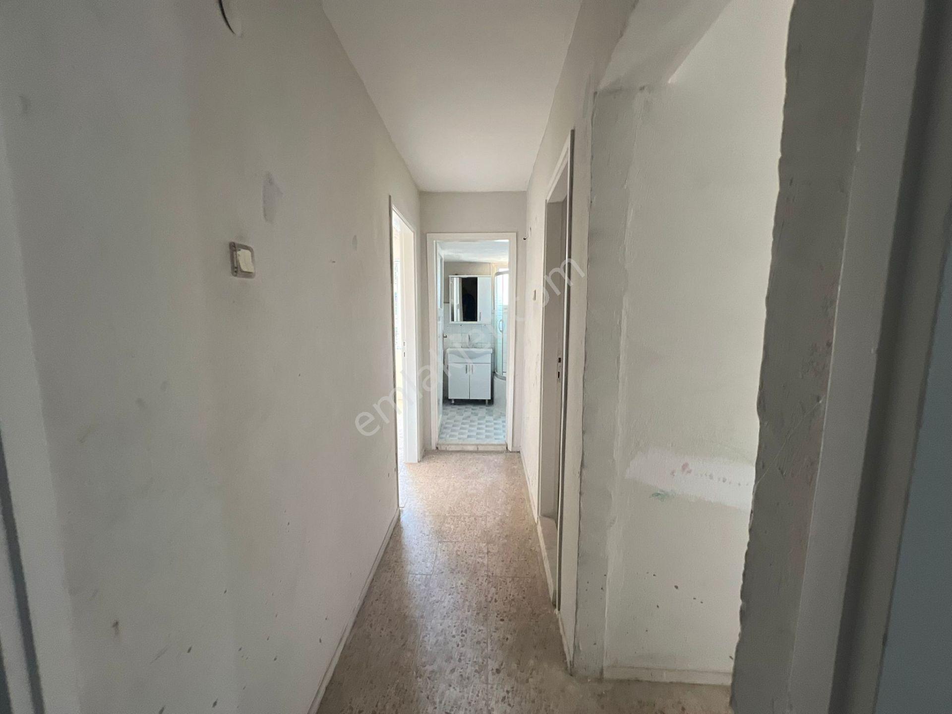 Konak Ulubatlı Mahde 2+1 95m2 Arakat Kiralık Daire - Görsel 18