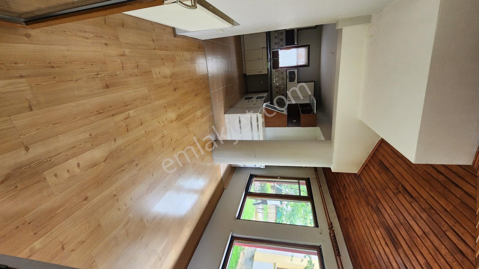Kariyer'den Kemalpaşa Mah. 5+1 220 M² Kiralık Tripleks Villa - Görsel 31