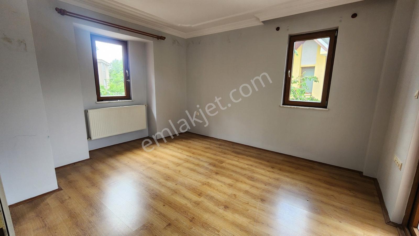 Kariyer'den Kemalpaşa Mah. 5+1 220 M² Kiralık Tripleks Villa - Görsel 29