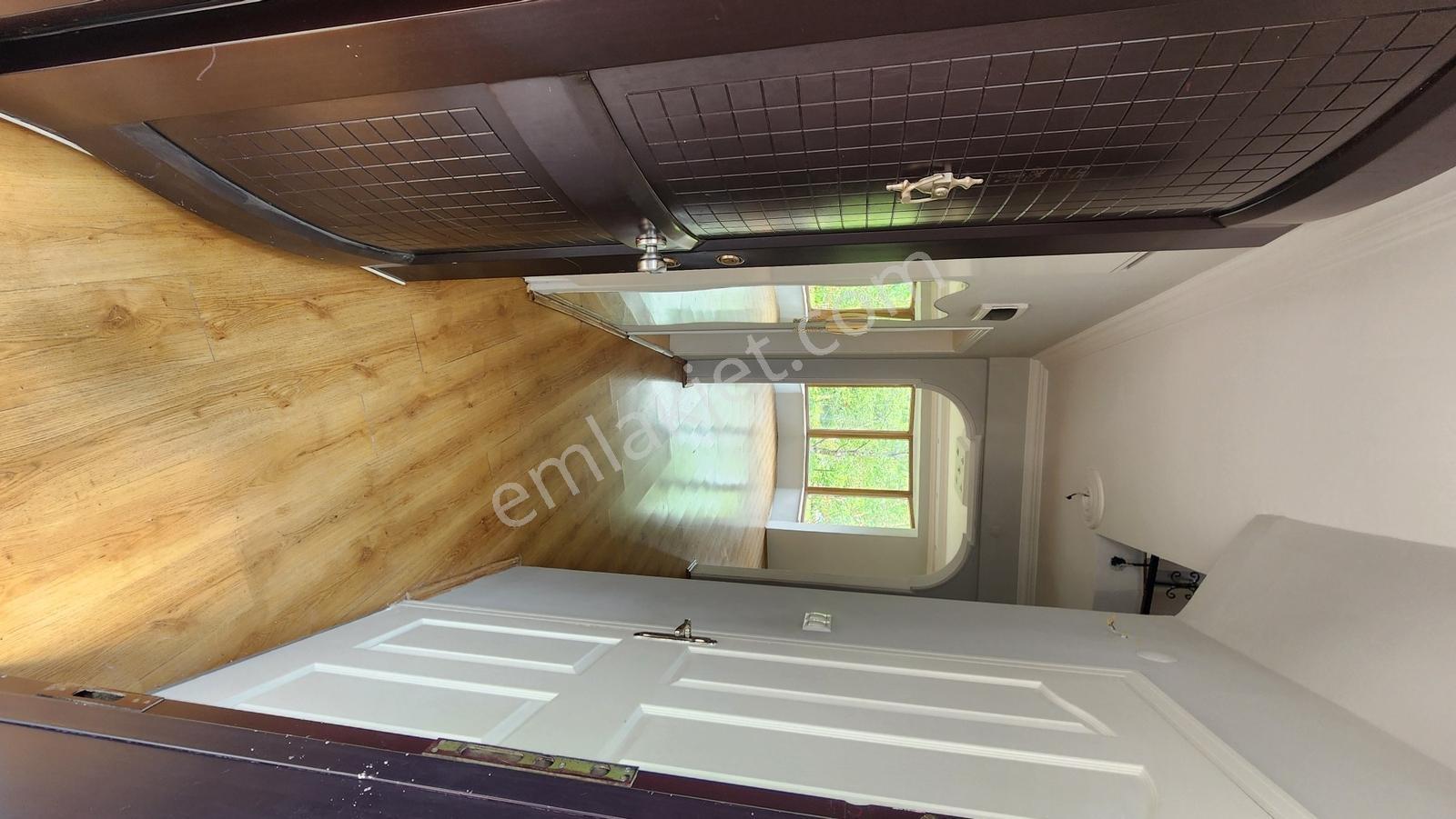 Kariyer'den Kemalpaşa Mah. 5+1 220 M² Kiralık Tripleks Villa - Görsel 27