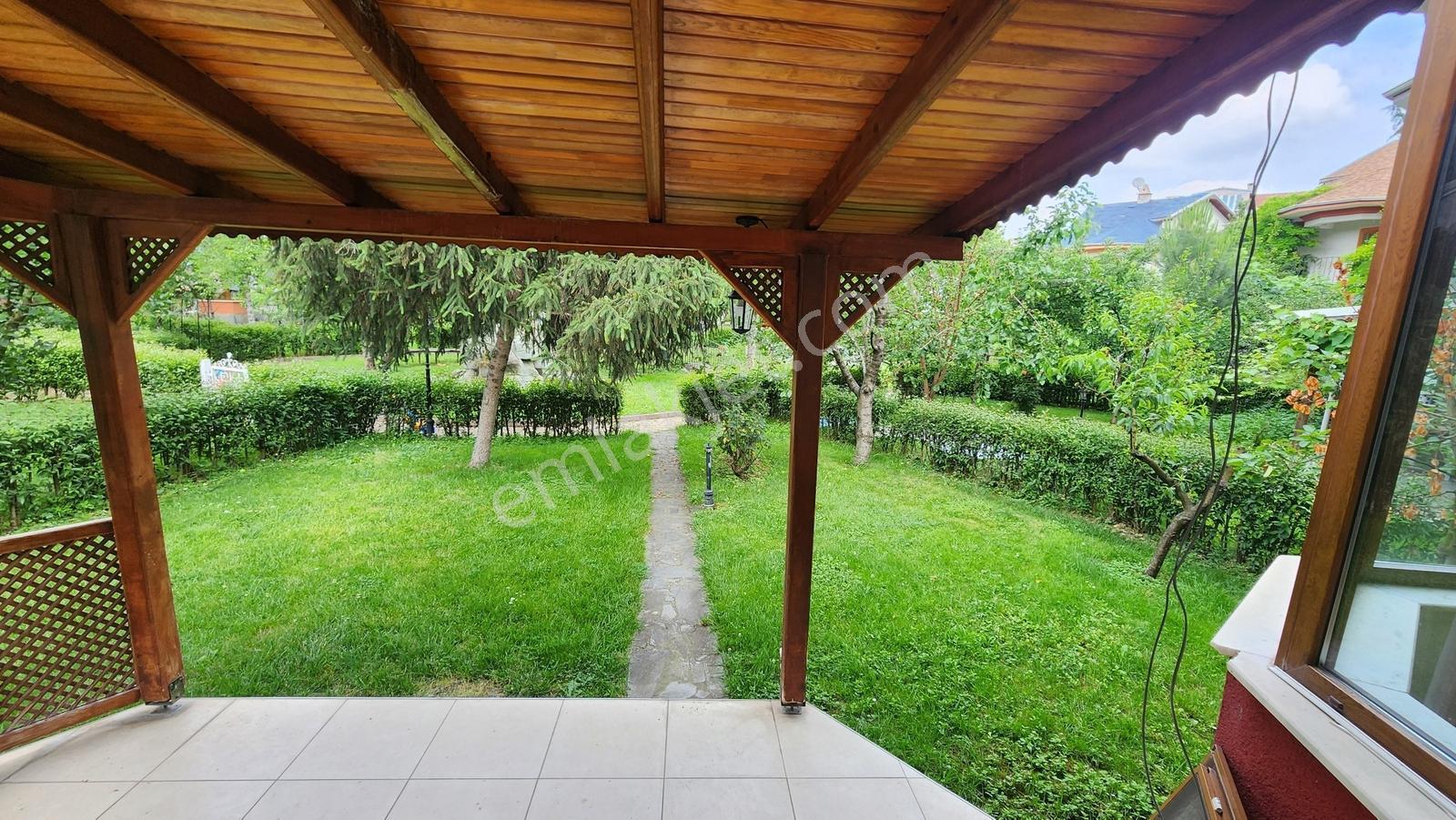 Kariyer'den Kemalpaşa Mah. 5+1 220 M² Kiralık Tripleks Villa - Görsel 10