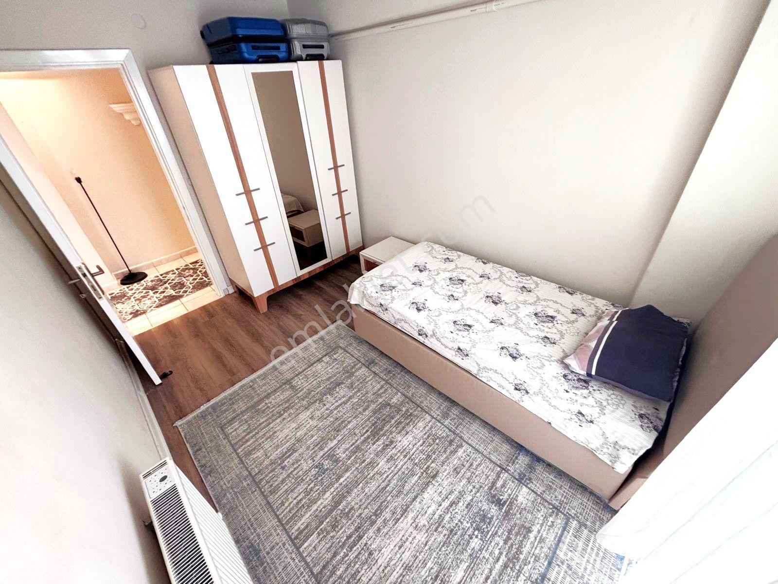 Tek Yetkili Aygül'den Akçay'da Ön Cephe Denize Çok Yakın Ayrı Mutfaklı Ebeveynli 3+1 Satılık Daire - Görsel 12