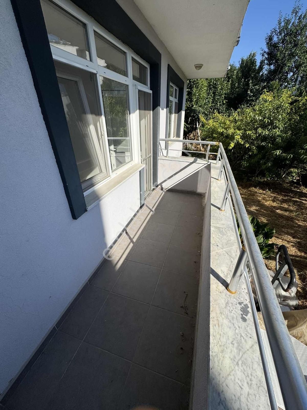 Deallife'dan Ertuğrulgazi Mah'sinde 2+1 Kiralık Daire - Görsel 2