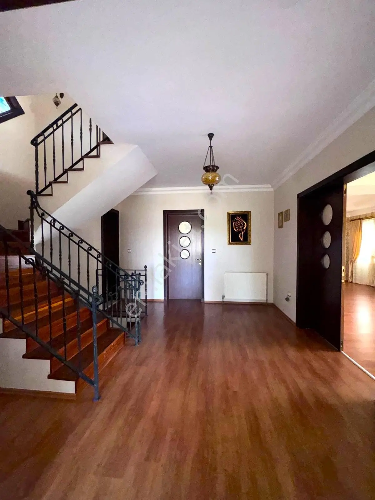 Turyap'tan Gölbaşı Ballıkpınar'da1500m² Arsası İçinde Köşe Villa - Görsel 6