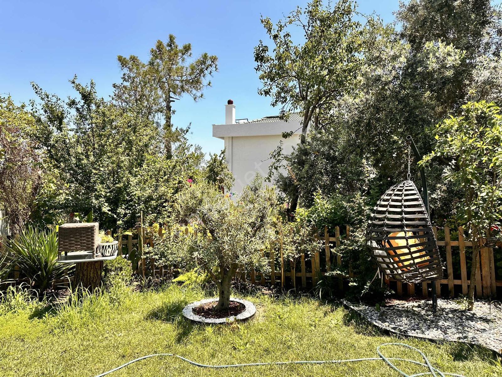 Deniz Manzaralı Lüks 5+1 Müstakil Villa Tam Eşyalı Havuzlu - Görsel 3