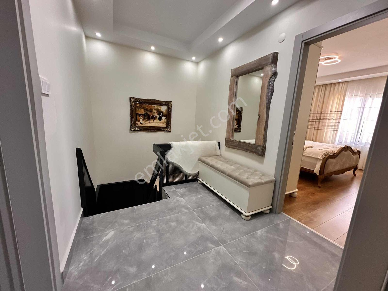 Deniz Manzaralı Lüks 5+1 Müstakil Villa Tam Eşyalı Havuzlu - Görsel 45