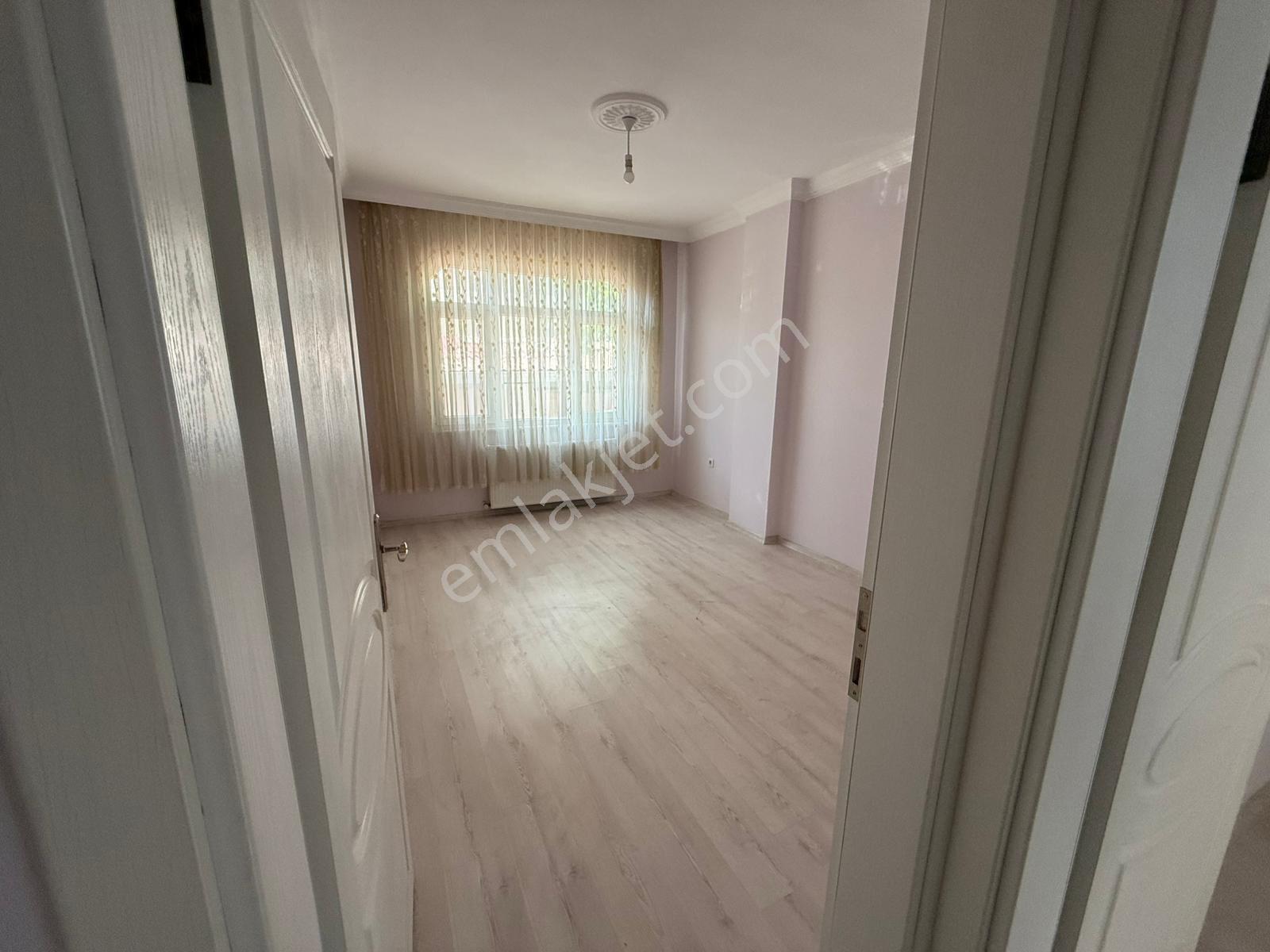 Sultanbeyli Ahmet Yesevi'de Kompe Bakımlı 3+1 Kiralık Daire - Görsel 4