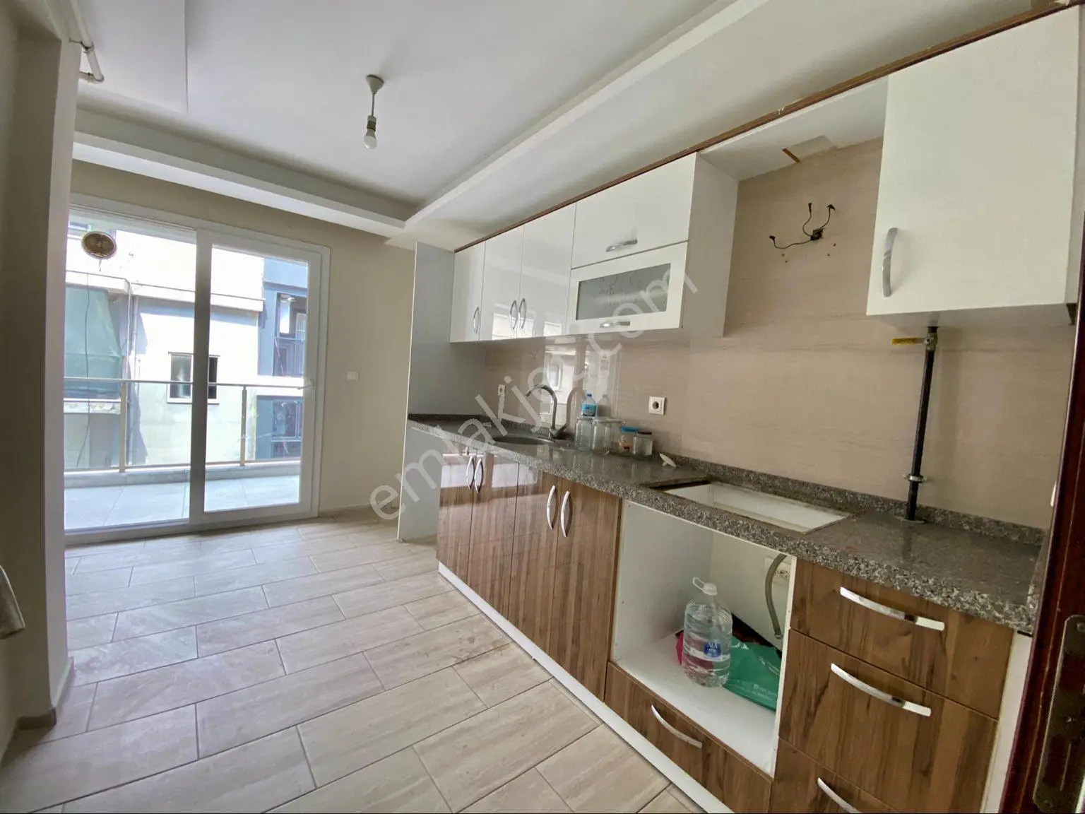 Eab’den Aydın / Efeler Güzelhisar Mahallesi’nde Kiralık 3+1 Geniş Ve Ferah Daire - Görsel 5