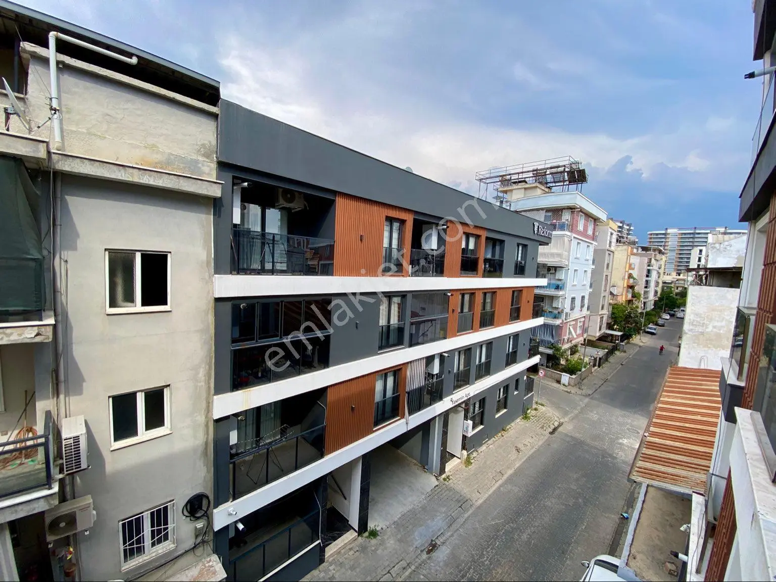 Eab’den Aydın / Efeler Güzelhisar Mahallesi’nde Kiralık 3+1 Geniş Ve Ferah Daire - Görsel 2