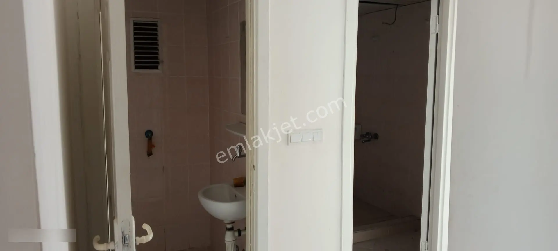 Adana Sarıçam Osmangazi Tokilerde Kiralık Fırsat Daire 2+1 Cazip Fiyat İle - Görsel 2