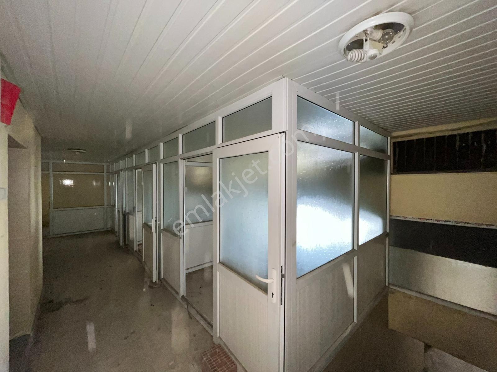 2.küçük San Sit. 40 Ada 4.blok Efes Cepheli 120'lik Dükkan - Görsel 19