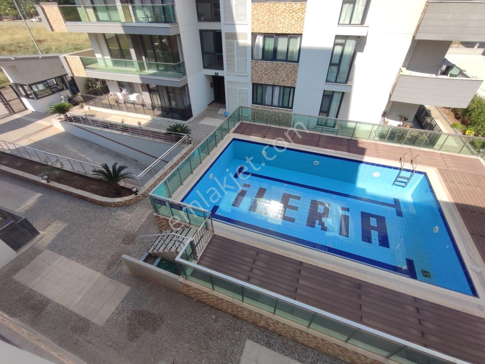 Türkmenbaşı Blvr Az Katlı Lüks Site 3+1 Satılık Daire - Görsel 34