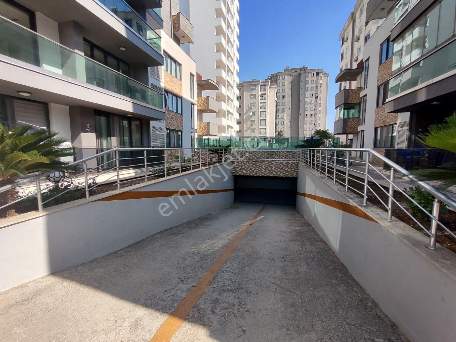 Türkmenbaşı Blvr Az Katlı Lüks Site 3+1 Satılık Daire - Görsel 27