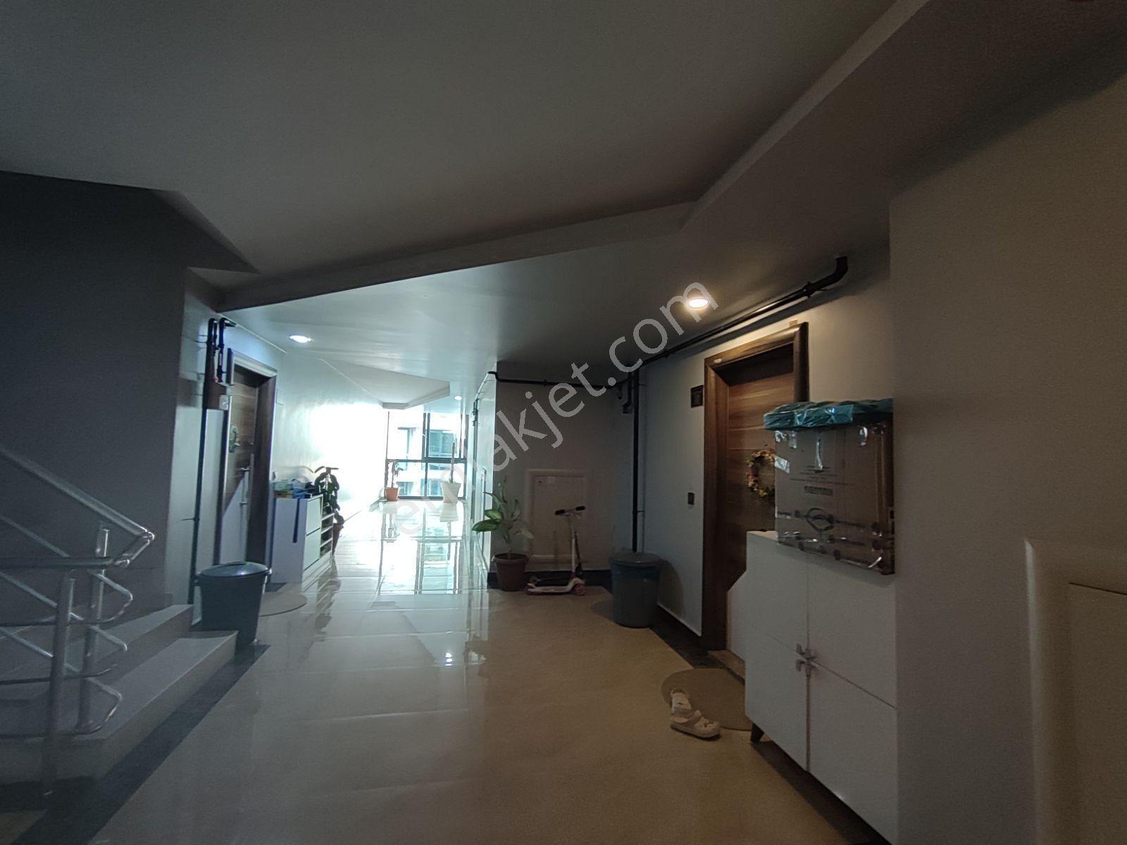 Türkmenbaşı Blvr Az Katlı Lüks Site 3+1 Satılık Daire - Görsel 26
