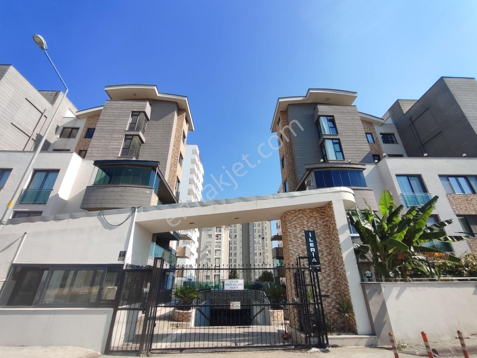 Türkmenbaşı Blvr Az Katlı Lüks Site 3+1 Satılık Daire - Görsel 32