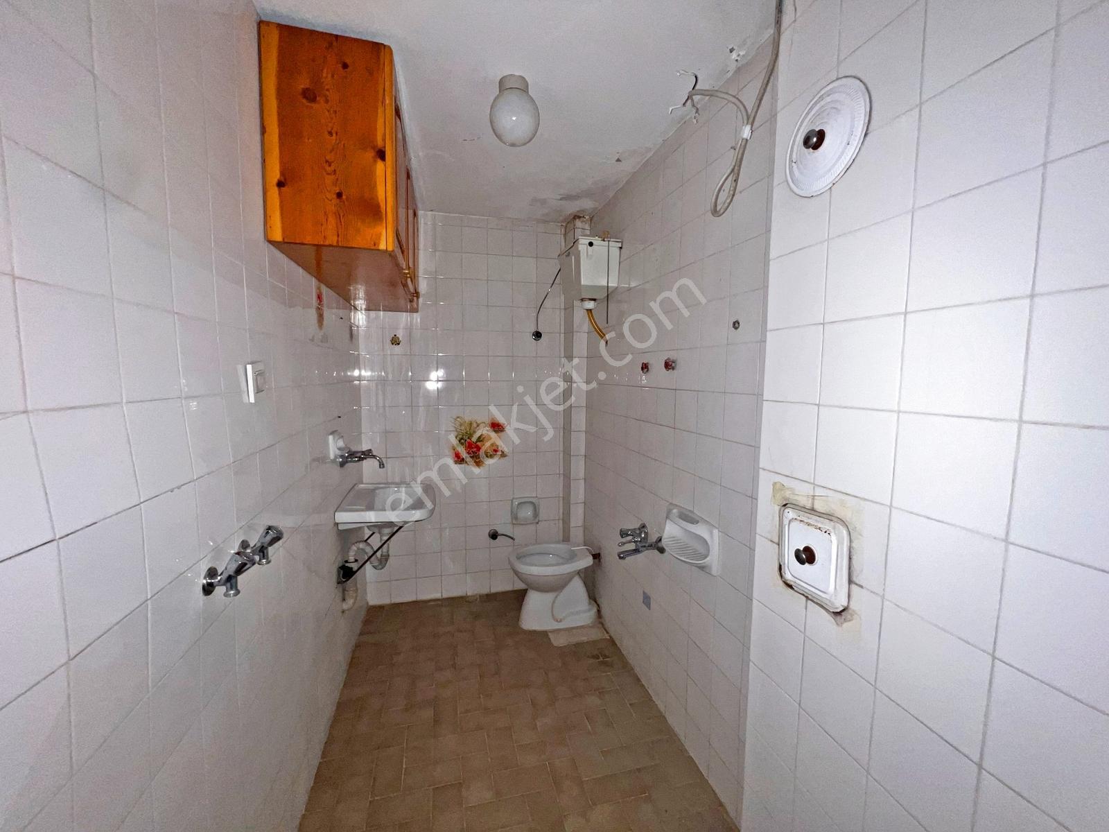 Alanya Merkez'de Kiralık 2+1 Ayrı Mutfak Daire - Görsel 26