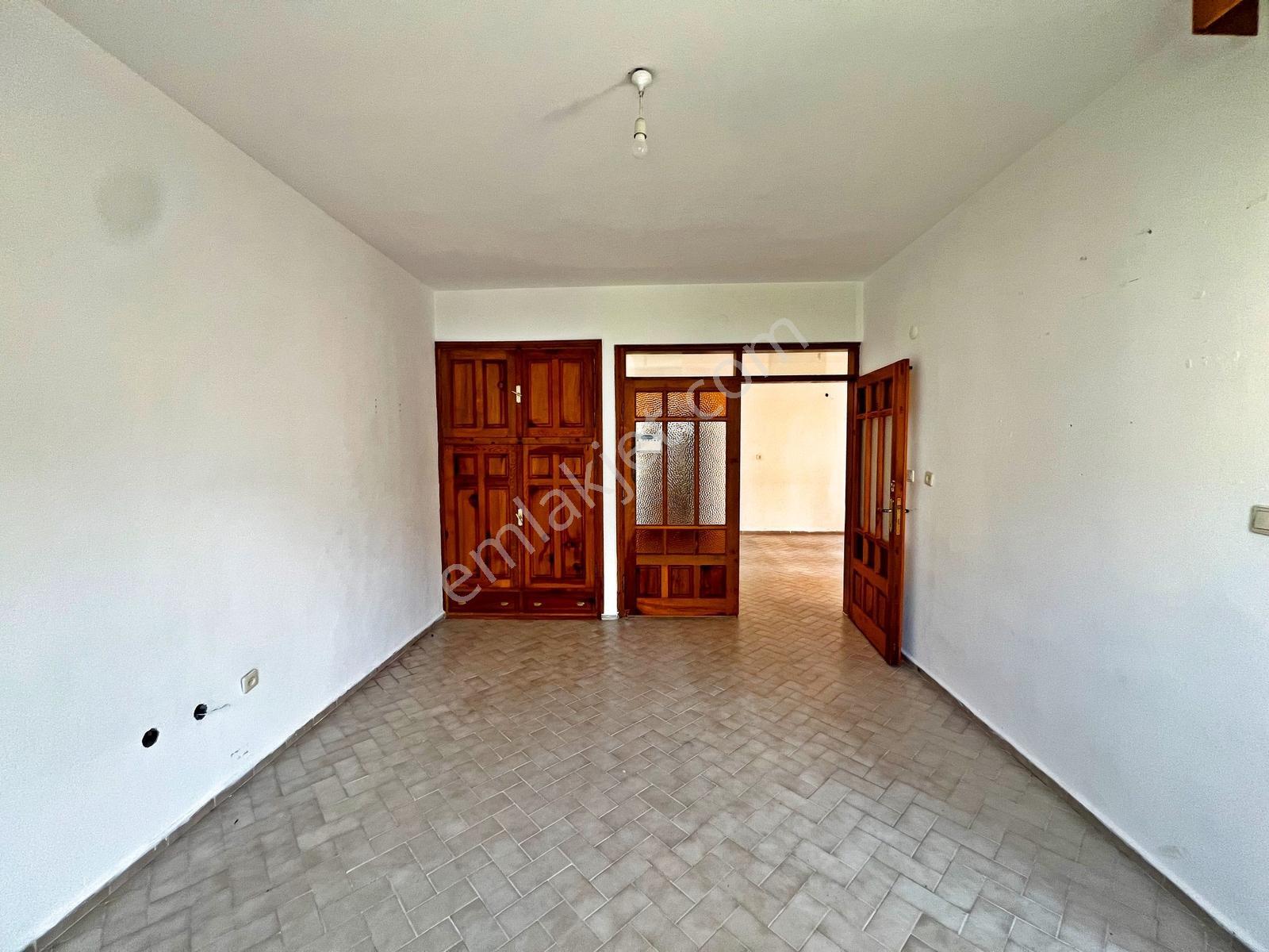 Alanya Merkez'de Kiralık 2+1 Ayrı Mutfak Daire - Görsel 20