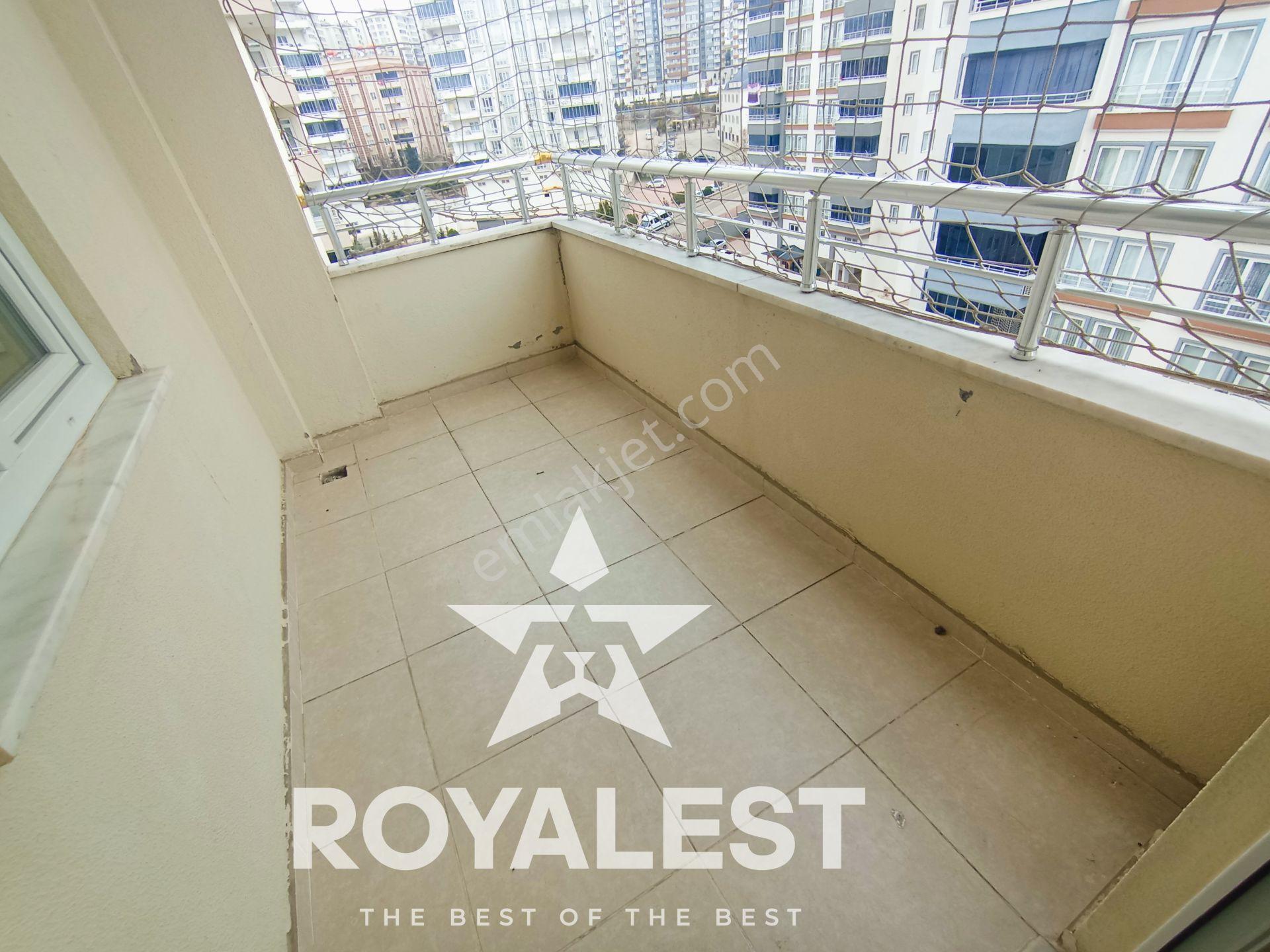 Royalest'ten 3 Balkonlu Ve 3 Cepheli Bakımlı 3+1 Daire - Görsel 21