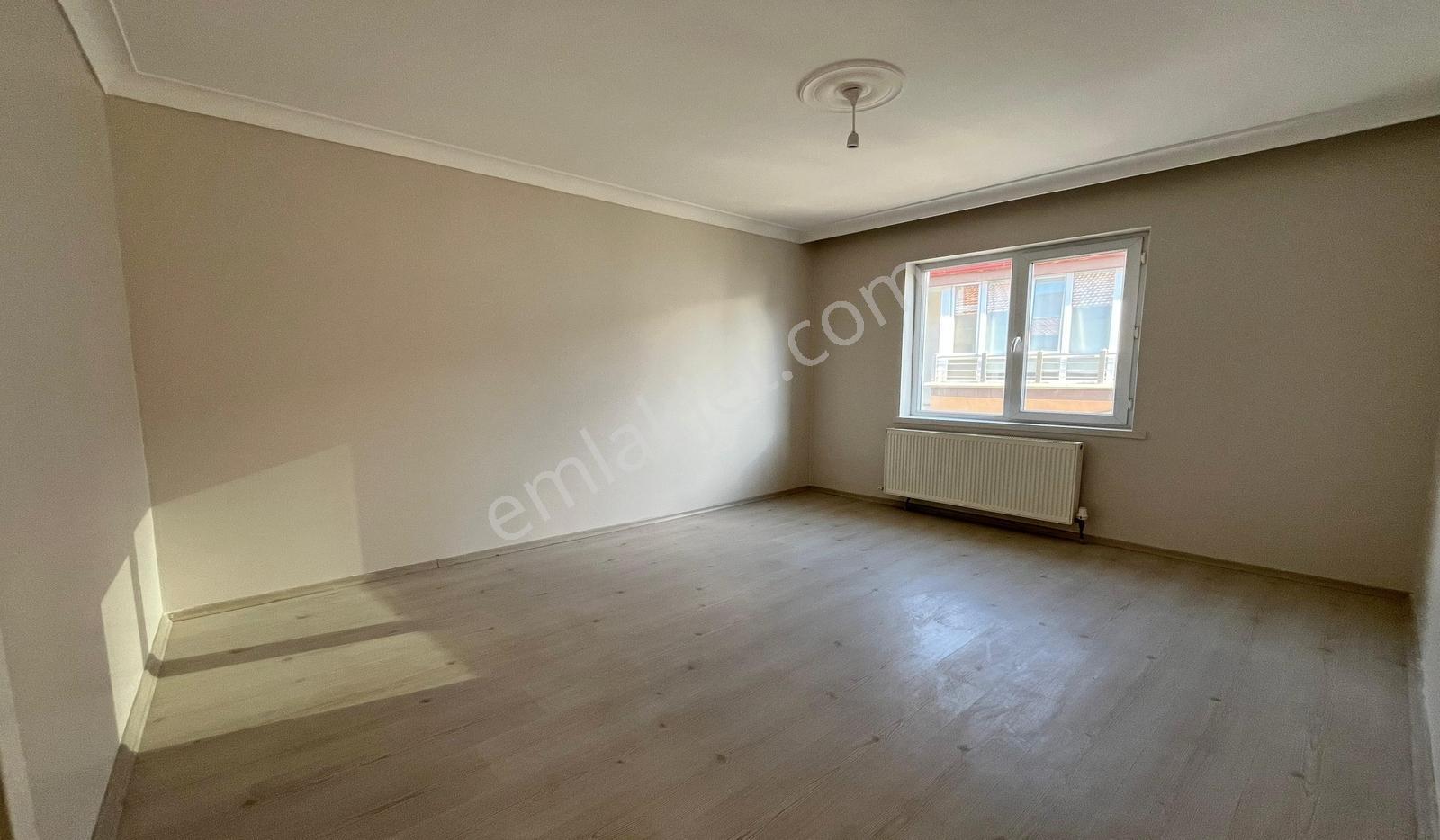 Kanuni Lise Yakını 4+1 Katta 140m2 Yeni Bina Asansörlü - Görsel 9