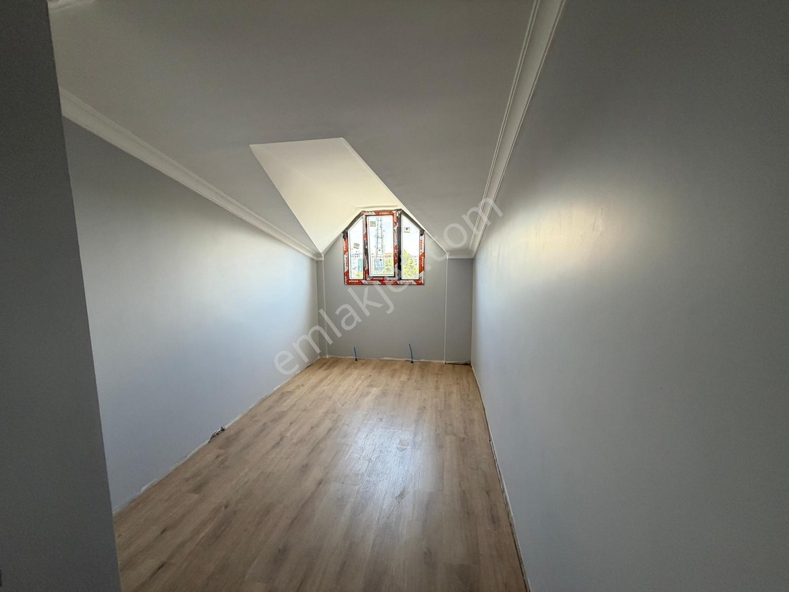 Bahçelievler'de Sıfır 4+2 Dubleks Daire, 190m², Kapalı Otoparklı - Görsel 23