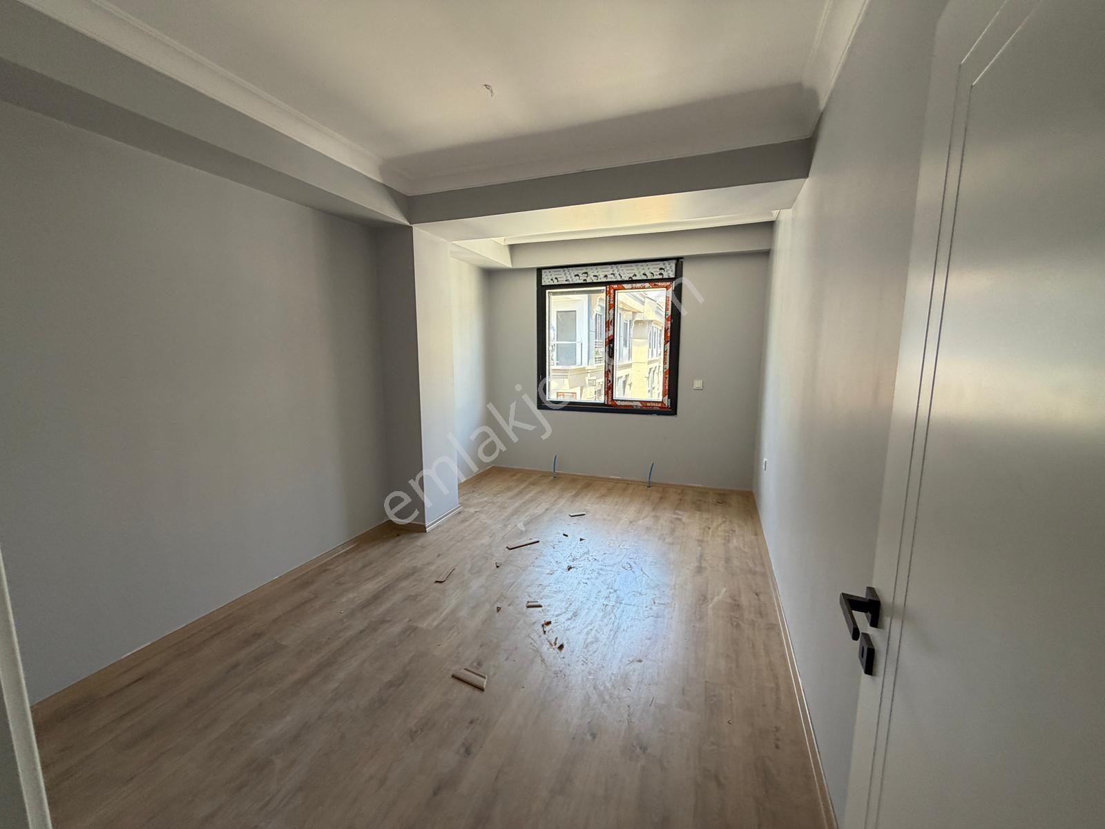 Bahçelievler'de Sıfır 4+2 Dubleks Daire, 190m², Kapalı Otoparklı - Görsel 14