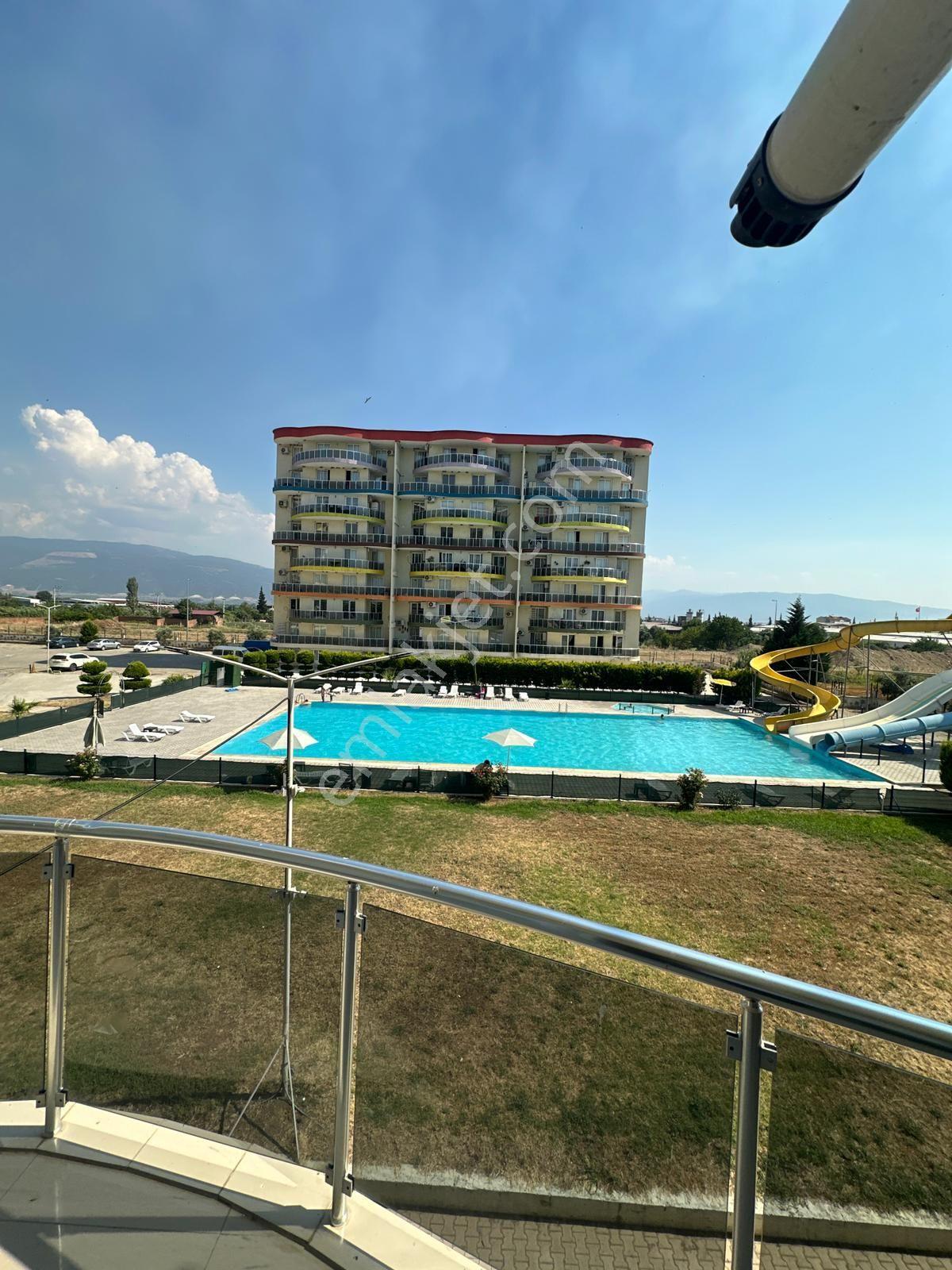 Nazilli Yeşil Mahallesi Havuz Manzaralı 2+1 Satılık Daire