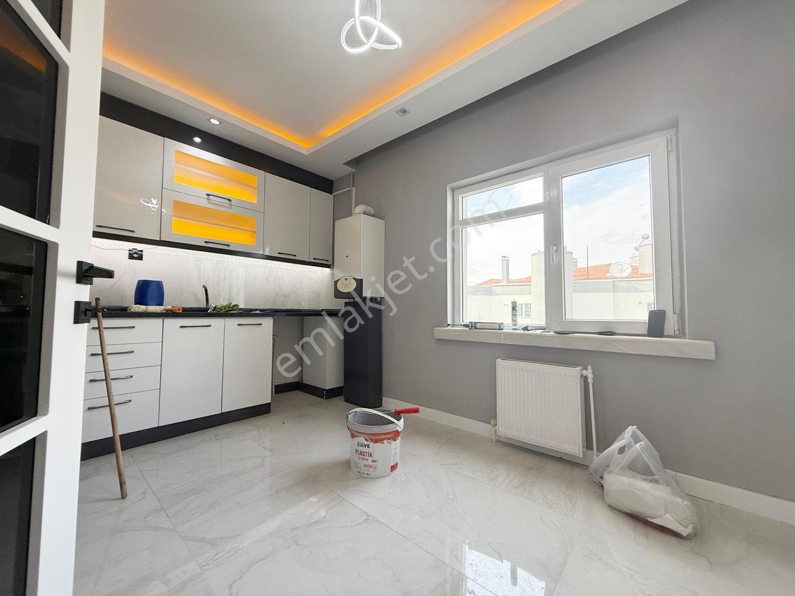 Ayyıldız Mah Ultra Lüks Yapılı Geniş Peyzaj Site İçe Satılık 3+1 - Görsel 3