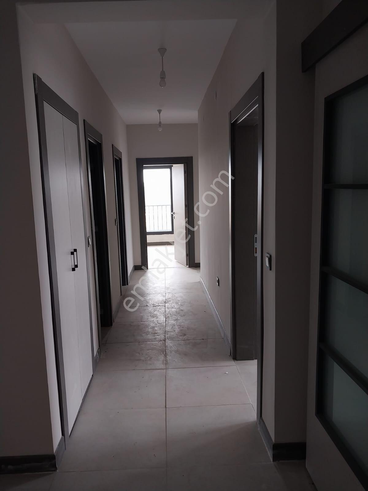 Adana Sarıçam Buruk Tokilerinde Yola Yakın Konumda 2+1 Fırsat Hiç Kullanılmamış Kiralık Daire - Görsel 3