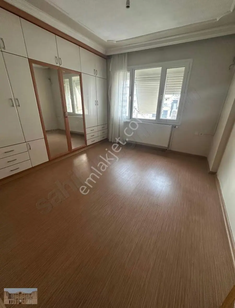 Kiralık Çınarlı Park Karşısında 3+1 Geniş Ferah Daire - Görsel 3