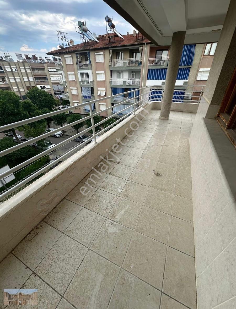 Kiralık Çınarlı Park Karşısında 3+1 Geniş Ferah Daire - Görsel 15