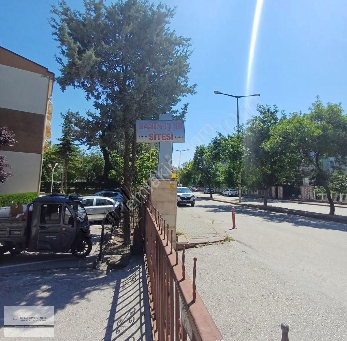 Kentkoop Mh.metroya Yakın,yapılı,fırsat Daire - Görsel 31