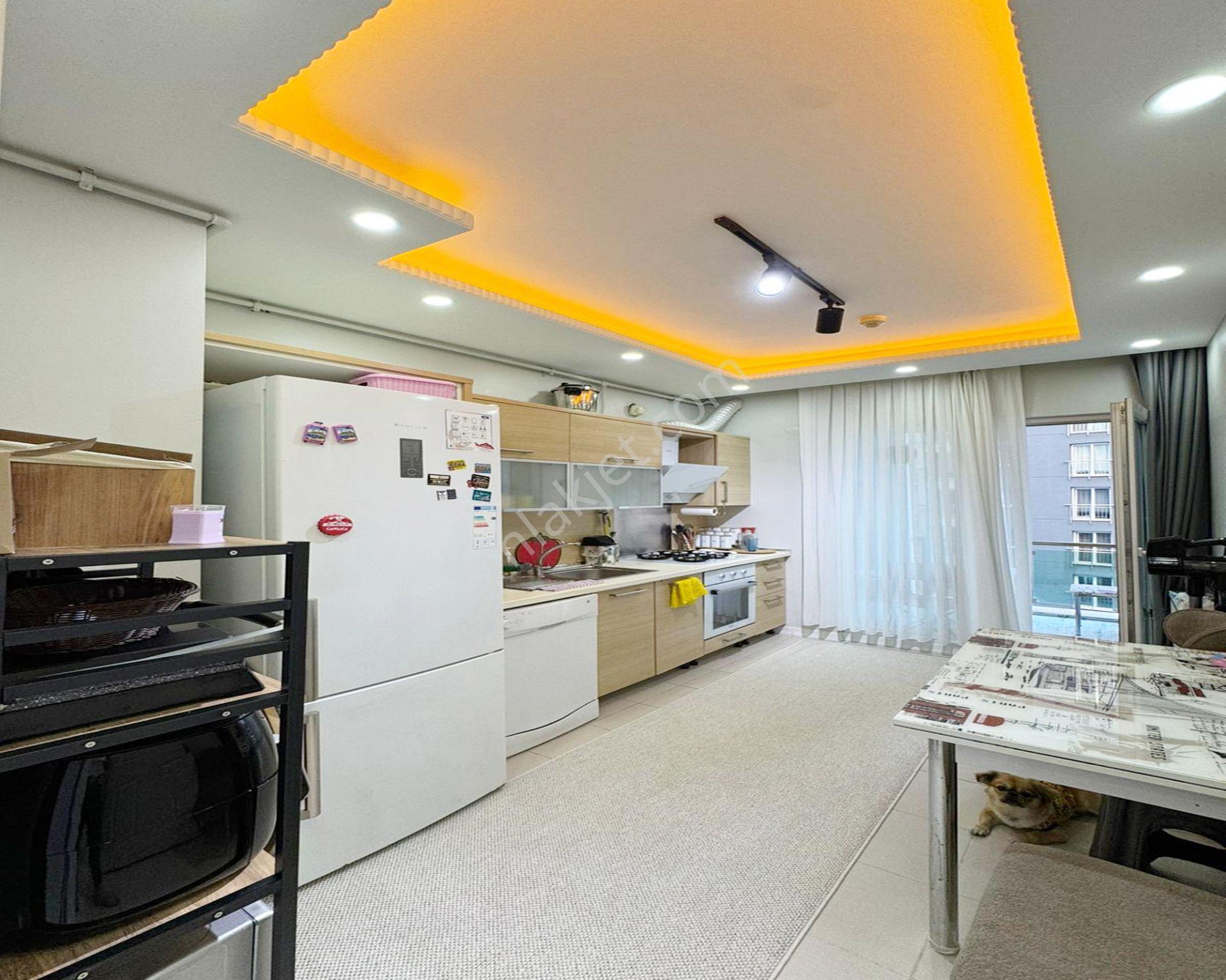Site İçerisinde Full Dekorlu Hazır Kiracılı Balkonlu 2+1 Satılık Daire - Görsel 14