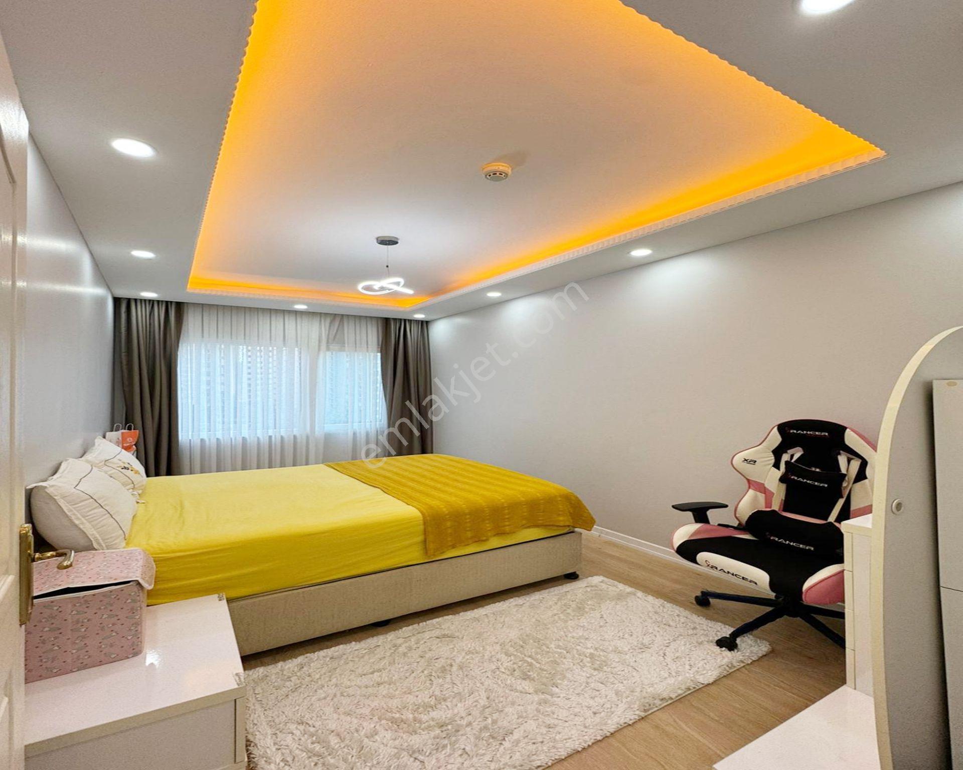 Site İçerisinde Full Dekorlu Hazır Kiracılı Balkonlu 2+1 Satılık Daire - Görsel 25