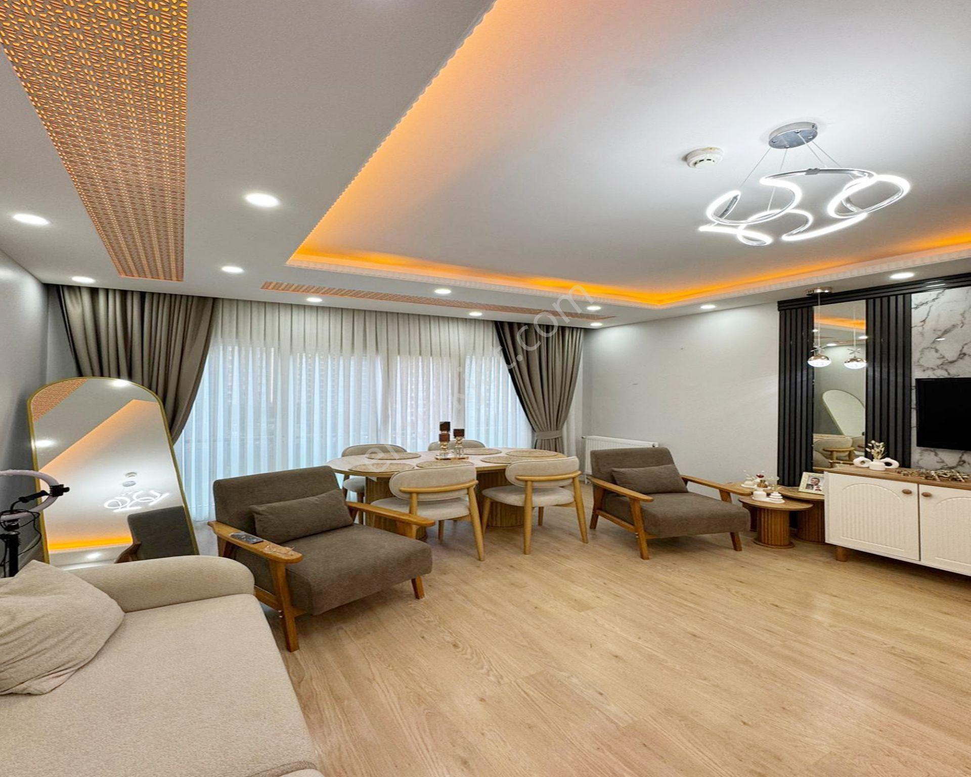Site İçerisinde Full Dekorlu Hazır Kiracılı Balkonlu 2+1 Satılık Daire - Görsel 4