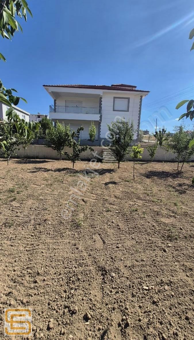 Küçükköyde Eşsiz Vadi Manzaralı, Geniş Bahçeli Ve Eşyalı Satılı - Görsel 6
