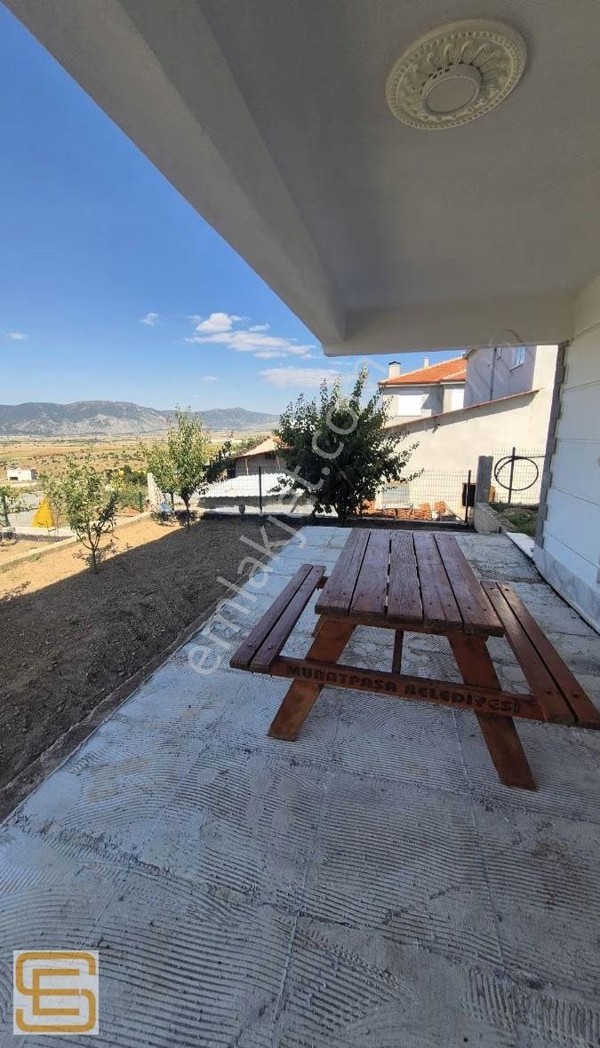 Küçükköyde Eşsiz Vadi Manzaralı, Geniş Bahçeli Ve Eşyalı Satılı - Görsel 32