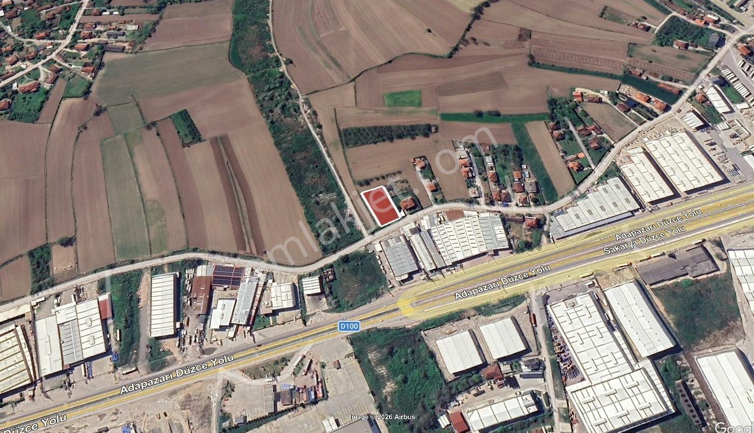Remax Hür'den Erenler'de 3 Villa Yapımına Uygun Satılık Arsa - Görsel 2