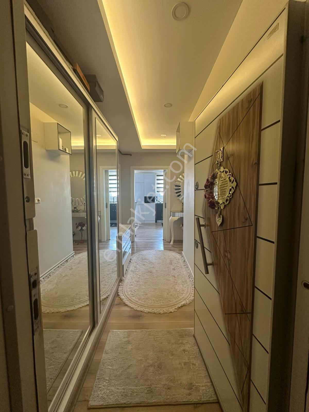 Bulvar Üzeri 3+1 Teraslı Cam Harici Cam Balkon İskanlı Hasarsız - Görsel 4