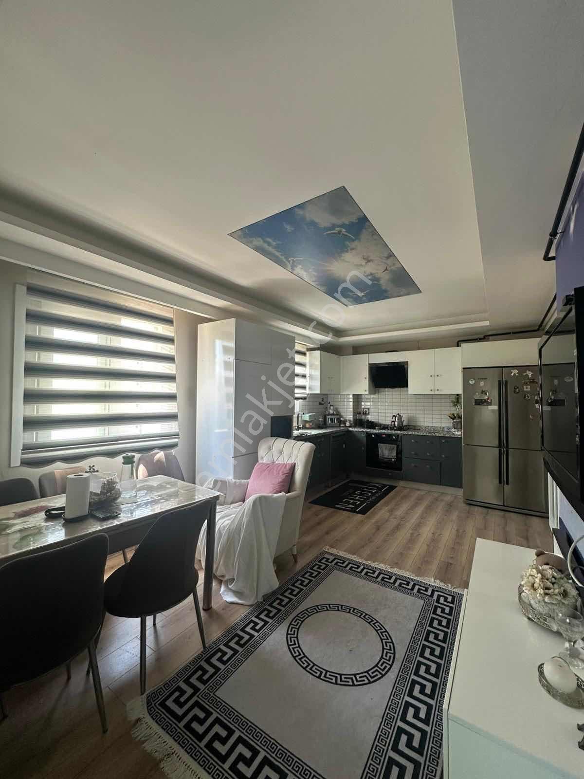 Bulvar Üzeri 3+1 Teraslı Cam Harici Cam Balkon İskanlı Hasarsız