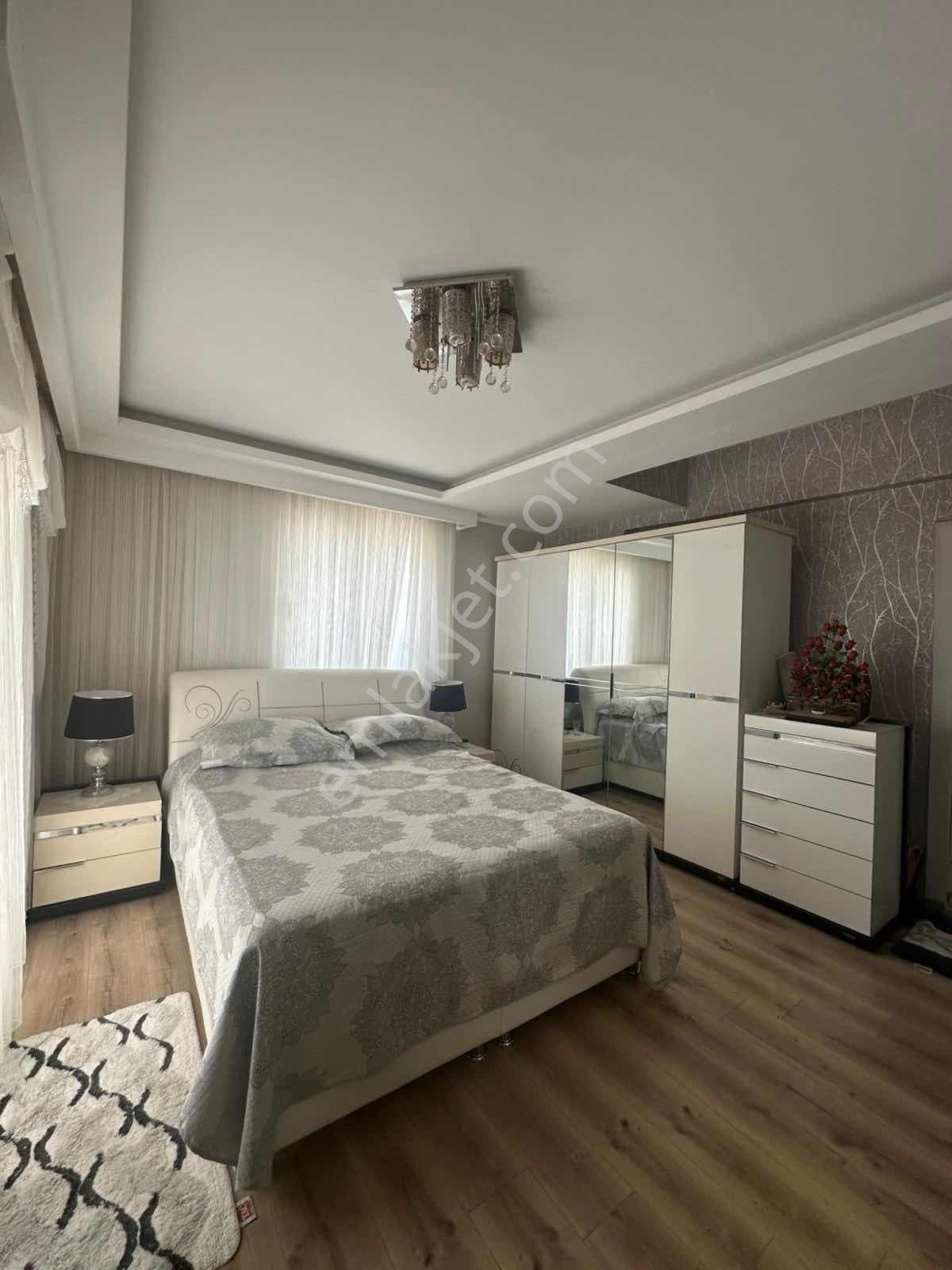 Bulvar Üzeri 3+1 Teraslı Cam Harici Cam Balkon İskanlı Hasarsız - Görsel 16