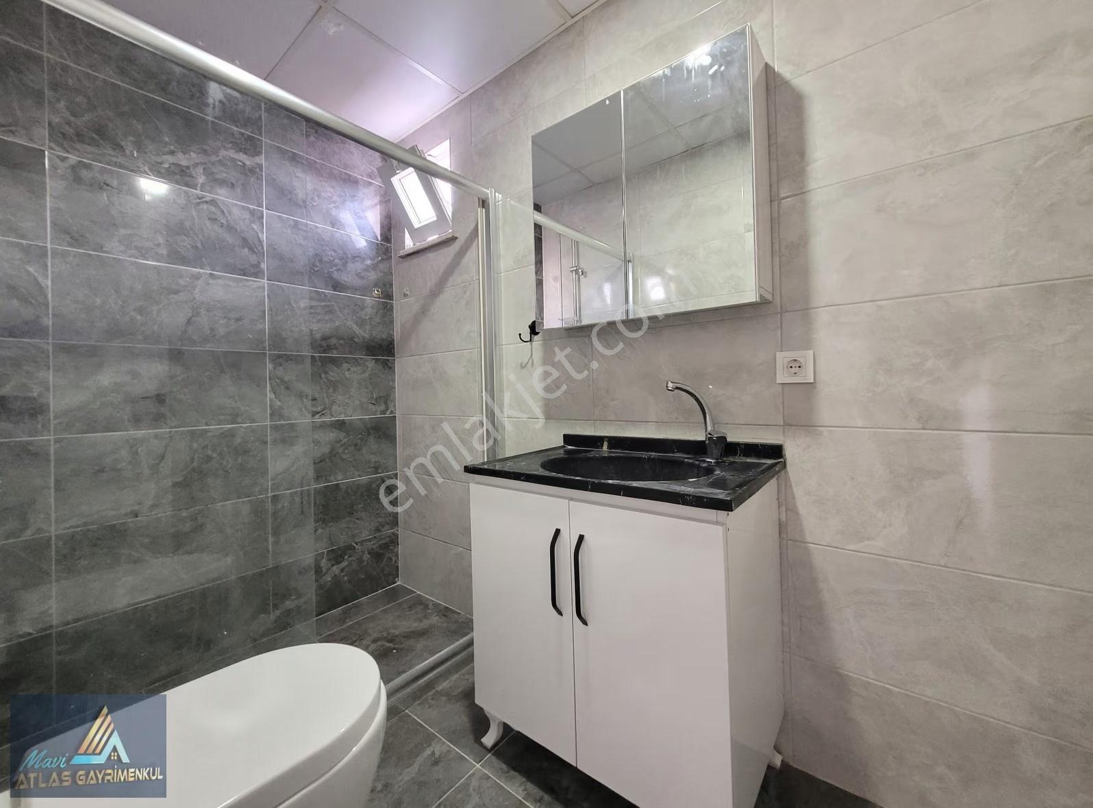 Mavi Atlastan Esenevler De Merkezi Konumda Kiralık 2+1 Daire - Görsel 11