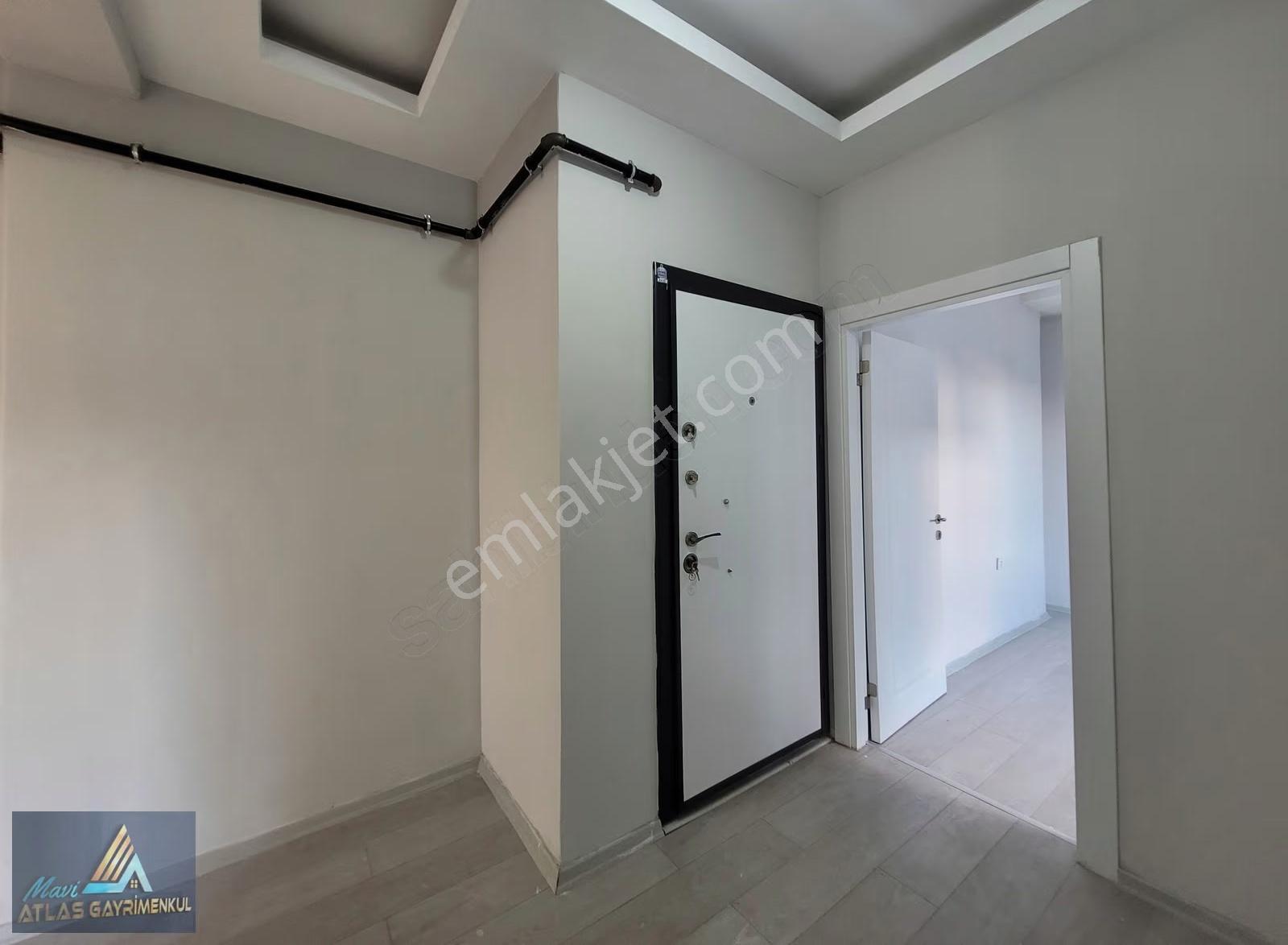 Mavi Atlastan Esenevler De Merkezi Konumda Kiralık 2+1 Daire - Görsel 21
