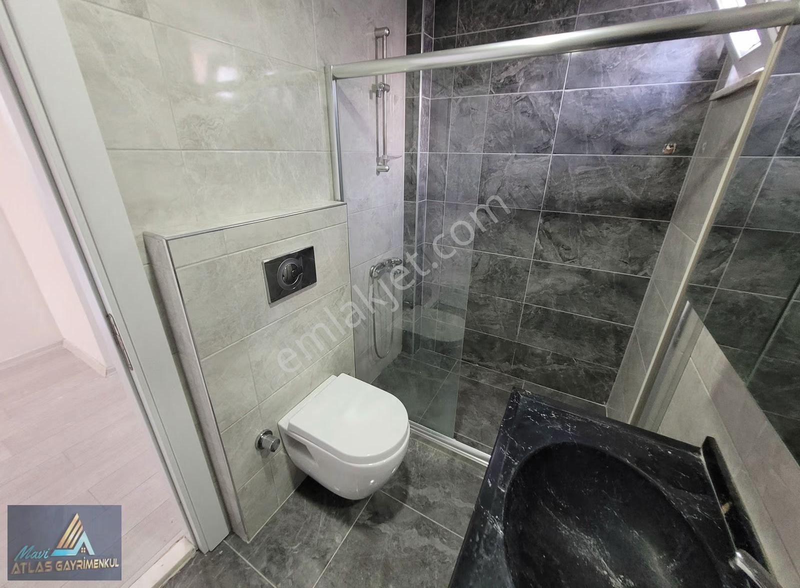 Mavi Atlastan Esenevler De Merkezi Konumda Kiralık 2+1 Daire - Görsel 22