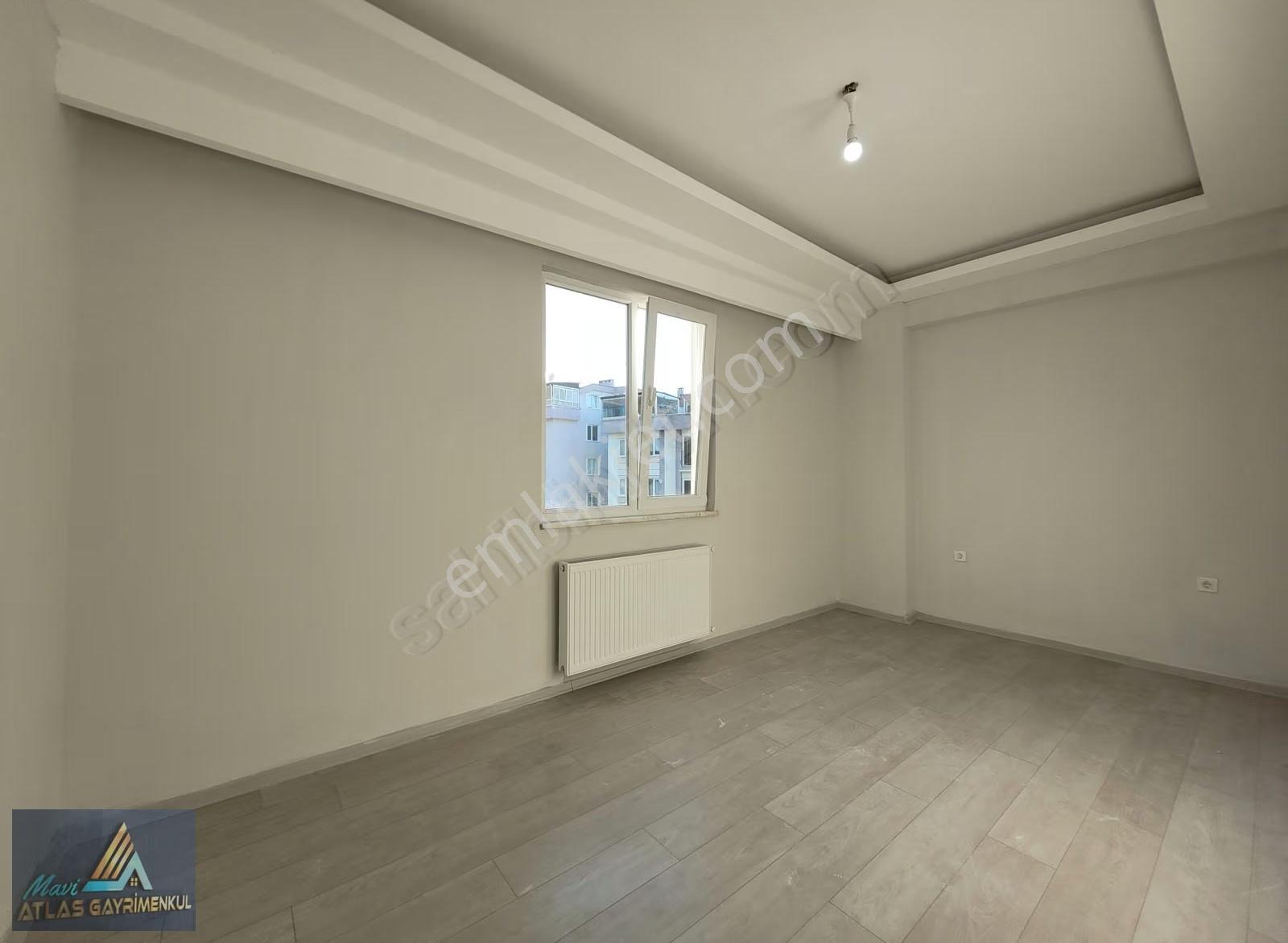 Mavi Atlastan Esenevler De Merkezi Konumda Kiralık 2+1 Daire - Görsel 2