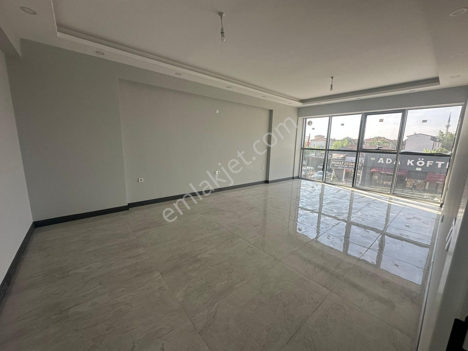 Sakarya Adapazarında Merkezi Konumda Lüks Ofisler Kiralıktır - Görsel 23