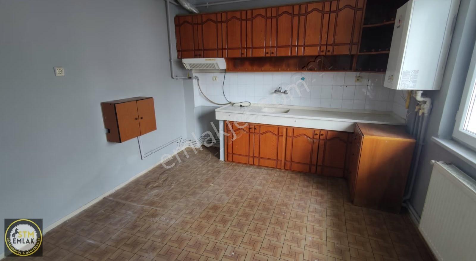 Stm Emlak'tan 600 Evler Mahallesi'nde Kiralık Ara Kat 2+1 Daire - Görsel 15