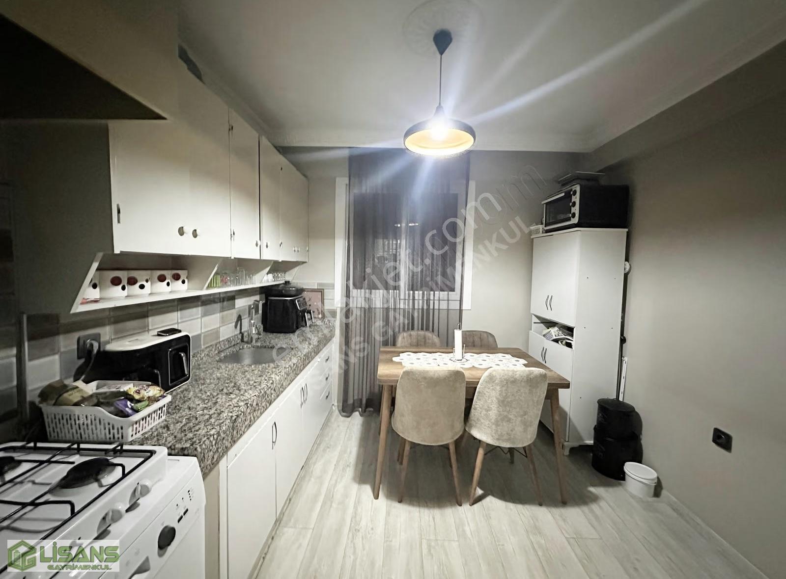 Mavi_bulvar_inan_dondurma_kasım_sacide_okulu_civarı_eşyalı_2+1 - Görsel 17