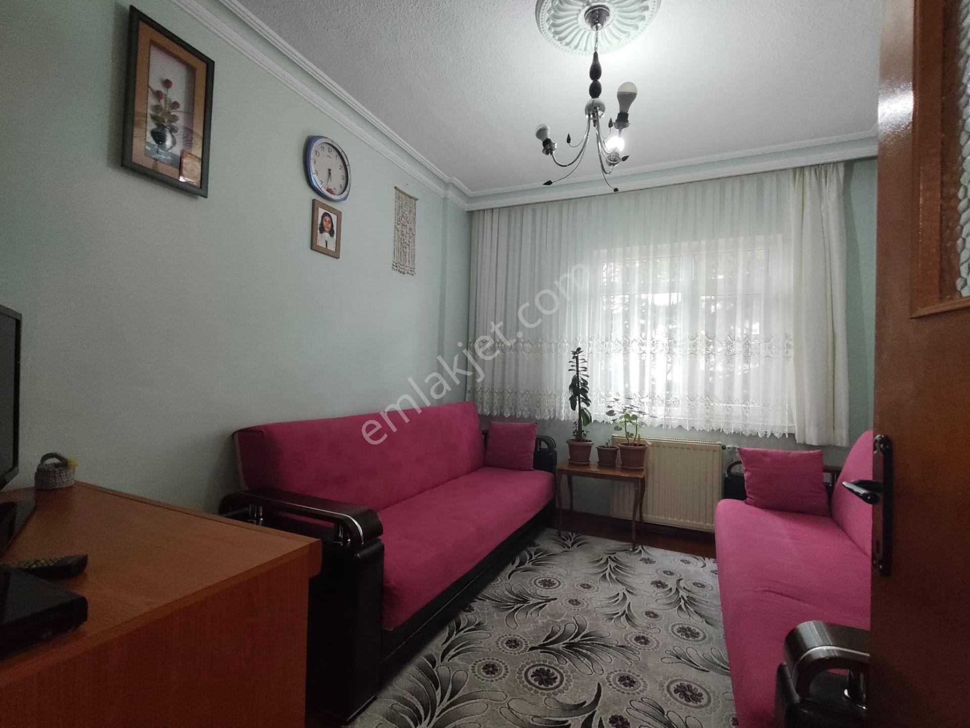 Yılmaz Gayrimenkulden Osmanlı Mahallesinde 3+1 Kupon Daire Ara Katta - Görsel 13