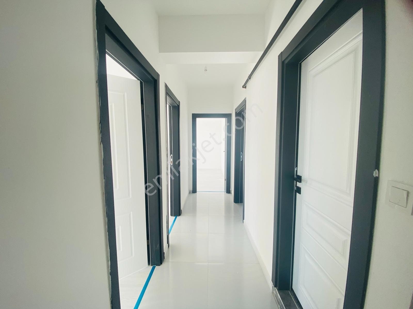 Güven'den Karaağaç'ta Caddeye Yakın Ara Kat Kiralık 2+1 Daireler - Görsel 32