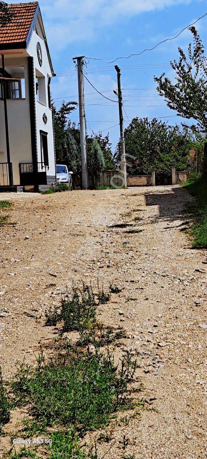 Karapürçek'te 945 M2 Arsa İçinde Satılık 2 Katlı Müstakil Ev - Görsel 24